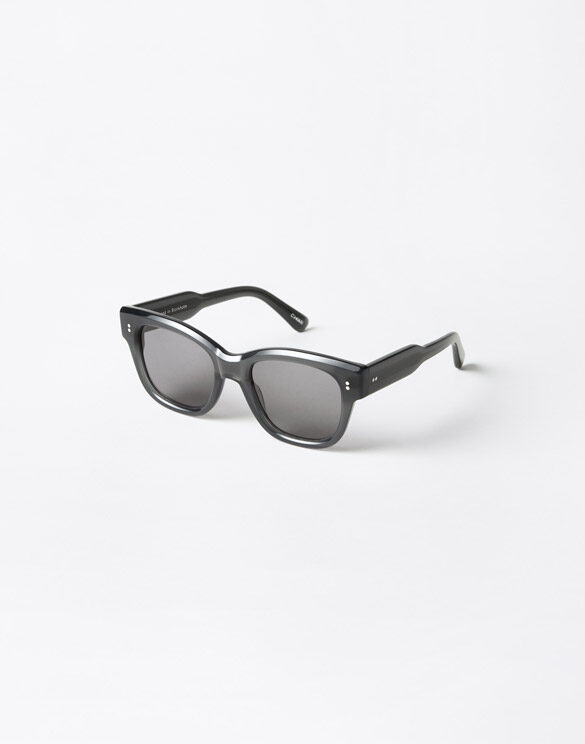 CHIMI Aksessuaarid } Päikeseprillid 07.2 Dark Grey Medium Päikeseprillid 10064-232-M