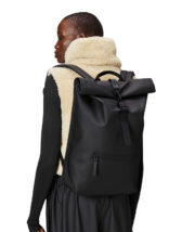 Rains 13320-01 Black Rolltop Rucksack Black Seljakott Aksessuaarid Kotid Seljakotid