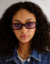 Le Specs LSP2552126 Pilferer Black Lilac Sunglasses Accessories Glasses Sunglasses
