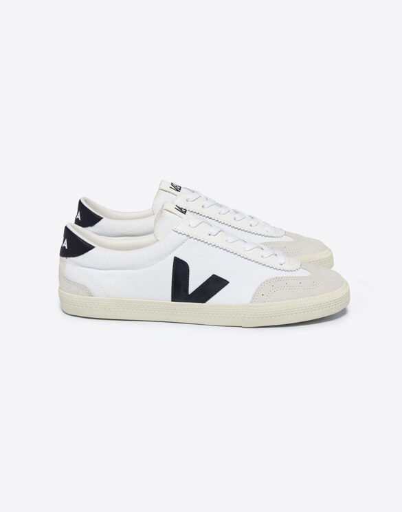 Veja Footwear Volley Canvas White Black