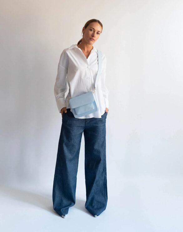 CAYMAN_POCKET_SOFT_STRUCTURE-Crossbody-2501-013-010000-457_Blue_Sky-1